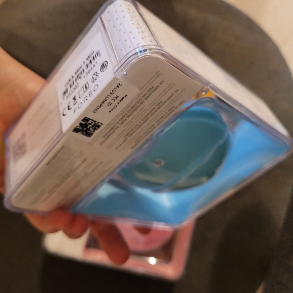 Brand new Foreo Luna Mini 3 - Picture 3 of 4